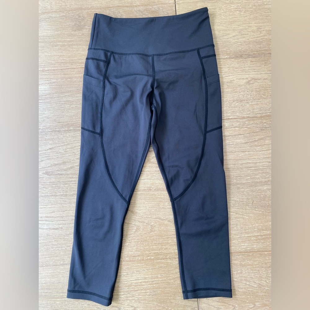 Zyia Black Pocket Light n Tight Hi-Rise Capri 20”